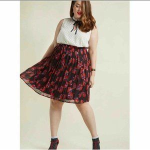 Modcloth Skirt Pleated Floral Poppy Print Chiffon Red Black A-Line Plus Size 2X